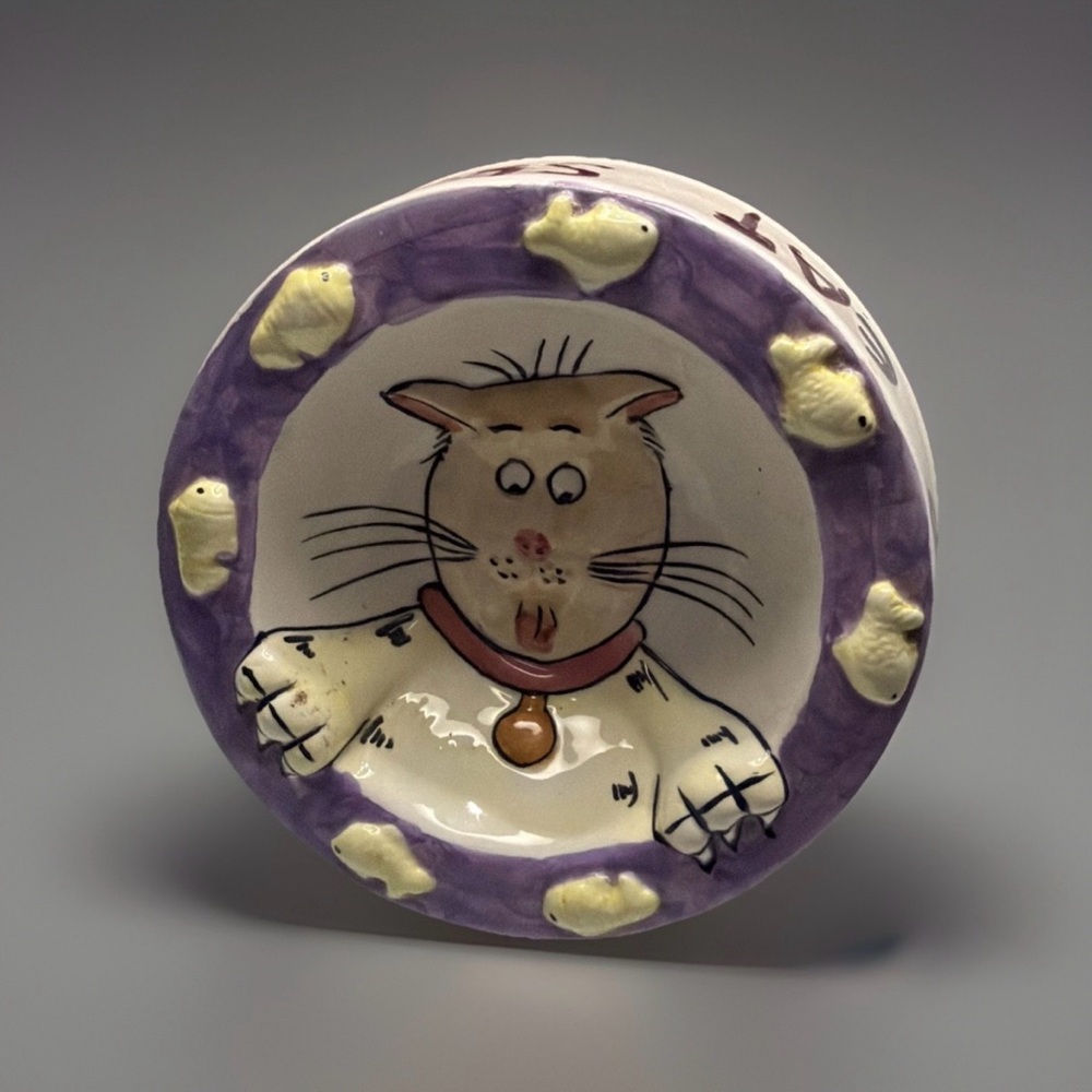 Vintage 1995 “ Eat Sleep” 3D Ceramic Pet’s Serving Bowl. Excellent Condition